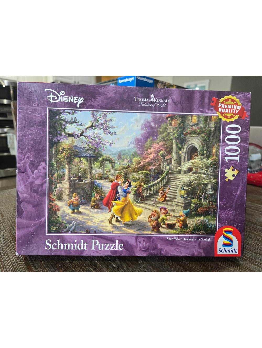 Schmidt Disney Snow White 1000 Piece Puzzle - Snow White Dancing in the Sunlight